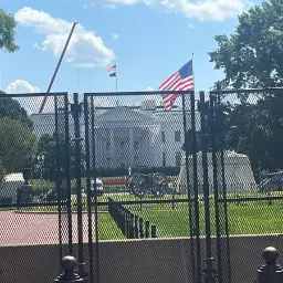 Hey whats that building? — White House, 1600, Pennsylvania Avenue Northwest, Ward 2, Washington, District of Columbia, 20500,
