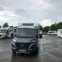 Aire camping-cars - Mesnil-Saint-Père